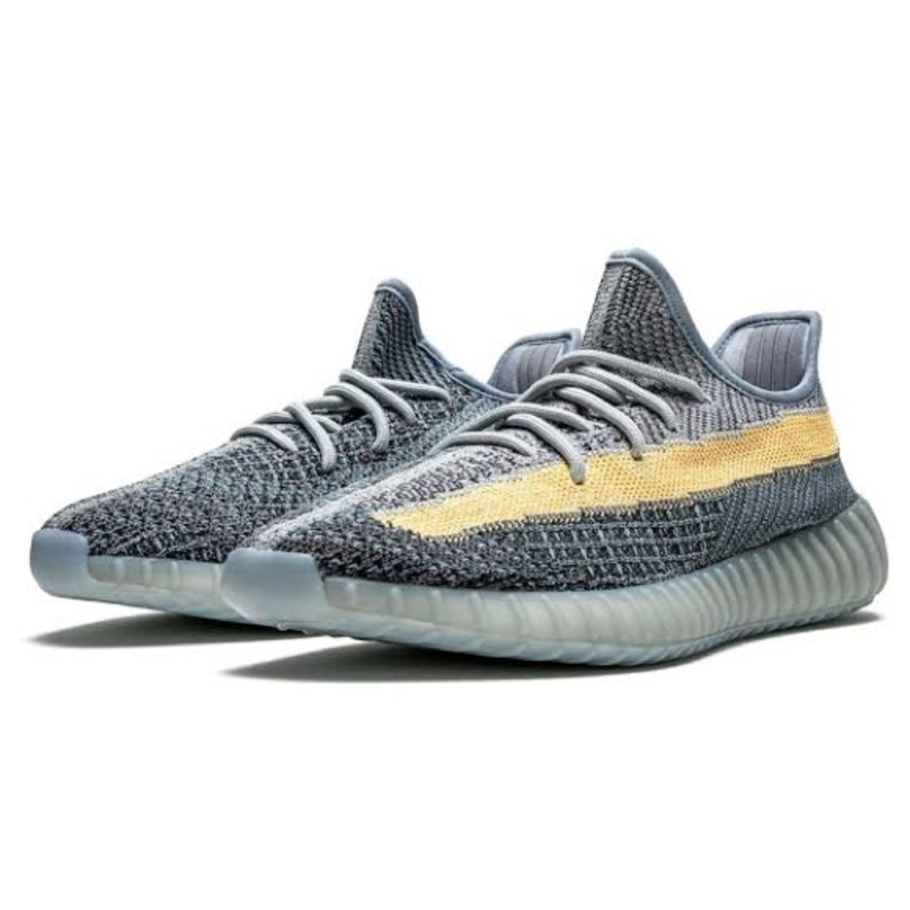 Brand new in box Yeezy Boost 350 V2 Ash Blue